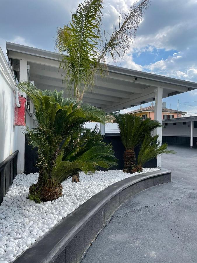 Hotel Cristian Giugliano In Campania Exterior photo