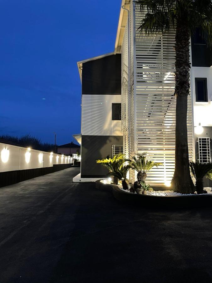 Hotel Cristian Giugliano In Campania Exterior photo