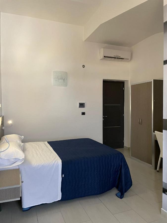 Hotel Cristian Giugliano In Campania Exterior photo